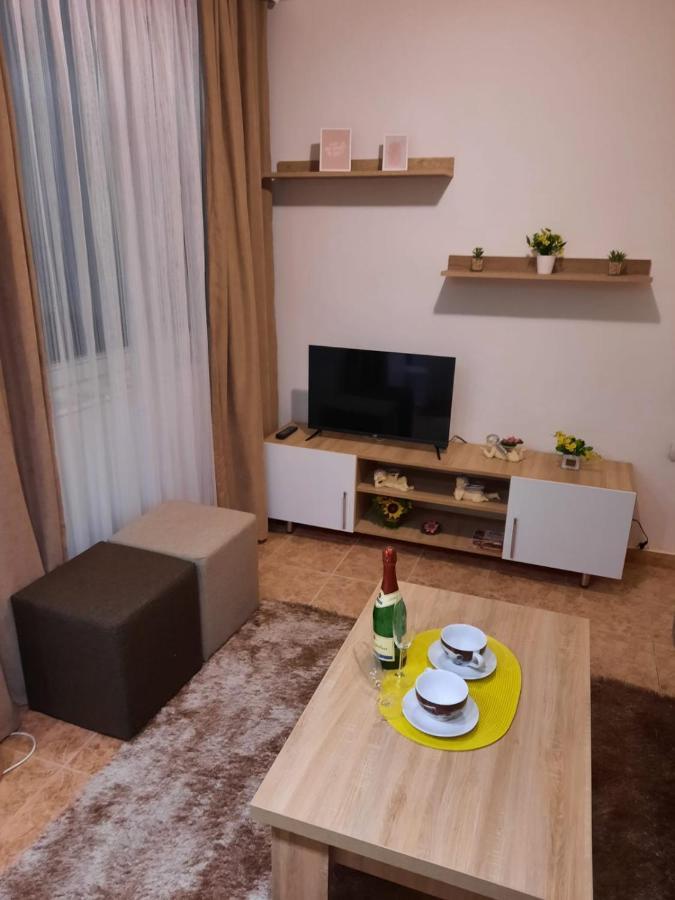 Apartman Rada 2 Bijeljina Exterior foto